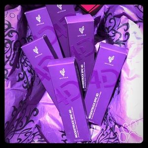 4 D Epic Mascara